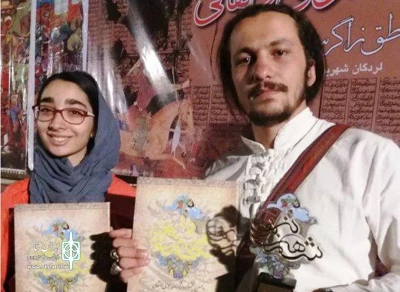 در دهمین جشنواره ی نقالی استان های زاگرس نشین

نقالان همدانی خوش درخشیدند