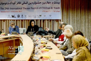 نشست هنرمندان تئاتر همدان با  مریم کاظمی