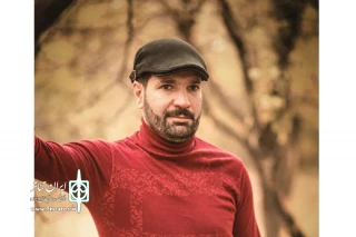 کارگردان بخش بین الملل:

نمایش « پنجه طلا» با گویش همدانی اجرا می شود