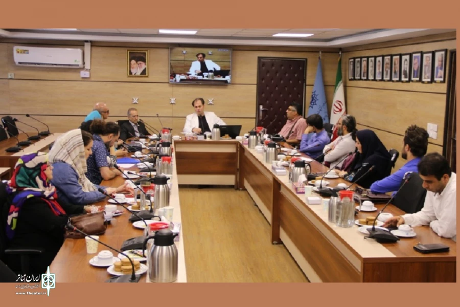 نشست «آسیب ‌شناسی ربع قرن جشنواره بین ‌المللی تئاتر کودک و نوجوان»