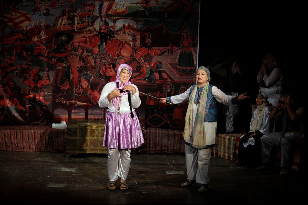 توسط هنرمندان تئاتر همدان

«عروسی دختر رستم، بانو گشسب» در  تماشاخانه ‌سنگلج روی صحنه می‌رود