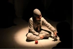 نمایش« از اسب تا سیب»