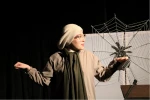 نمایش« کمدی مزخرفات»