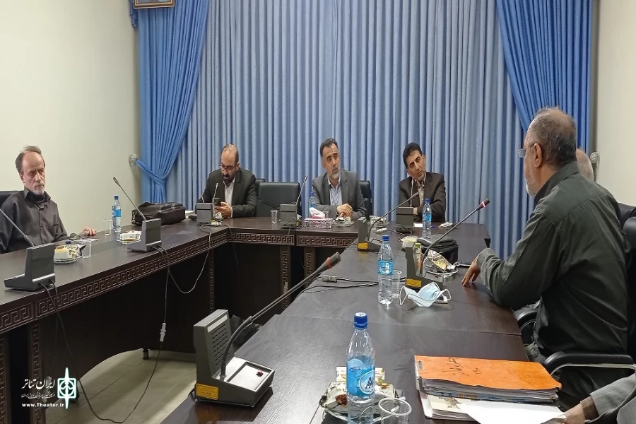 نشست هنرمندان تئاتر استان همدان