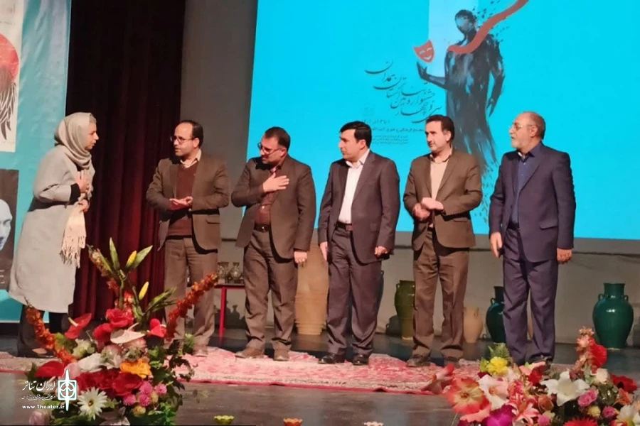 بسامد زمان در اعماق صحنه و سفال