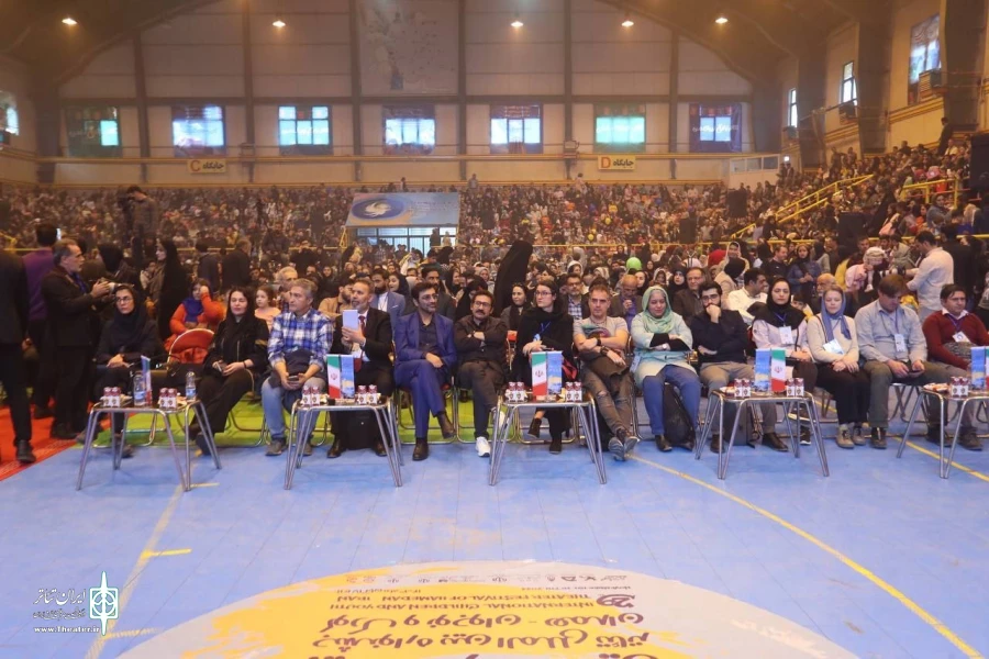 چراغ بیست‌ونهمین جشنواره بین‌المللی تئاتر کودک و نوجوان روشن شد 36