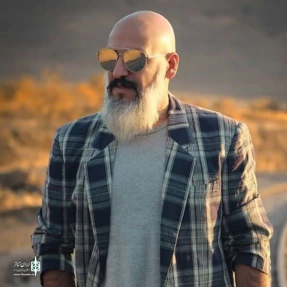 جشنواره استانی که دل انگیز ترین جشن سالانه اهالی شریف هنر نمایش است فرصتی  مقتنم برای کنار هم گرد آمدن و از هم آموختن است. 2